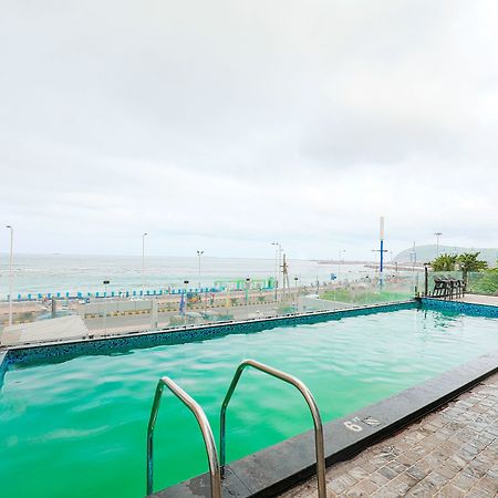 Oyo Premium Coastal Battery Hotel วิสาขปัตนัม ภายนอก รูปภาพ